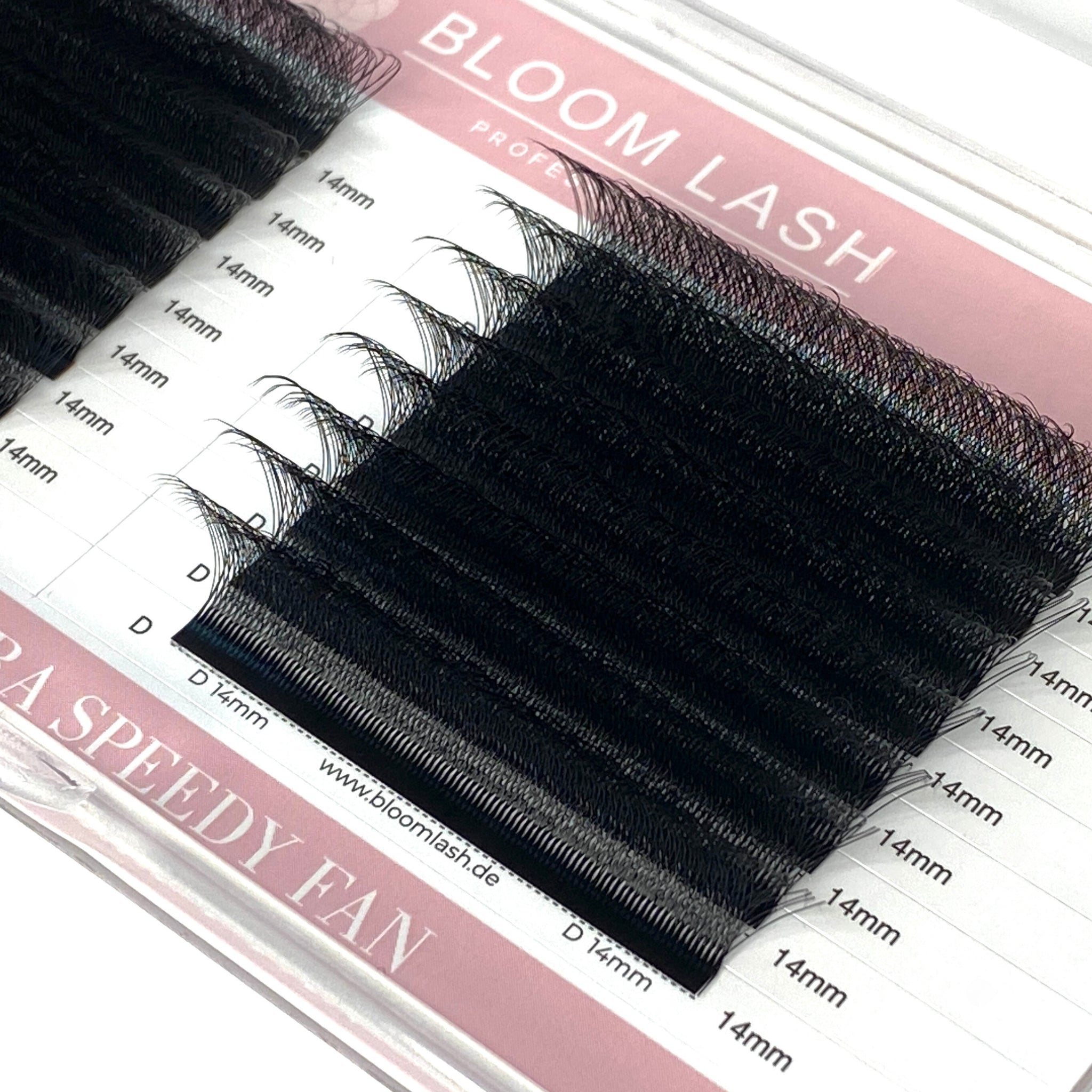 Ultra_Speedy_Fans_YY_Lashes_W_Lashes_Speedfans_YWimpern-5DWimpern